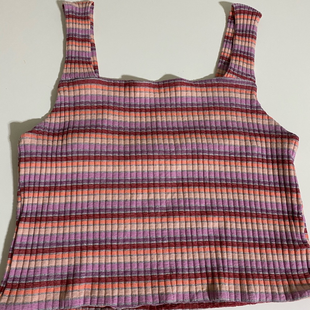 Crop tank top